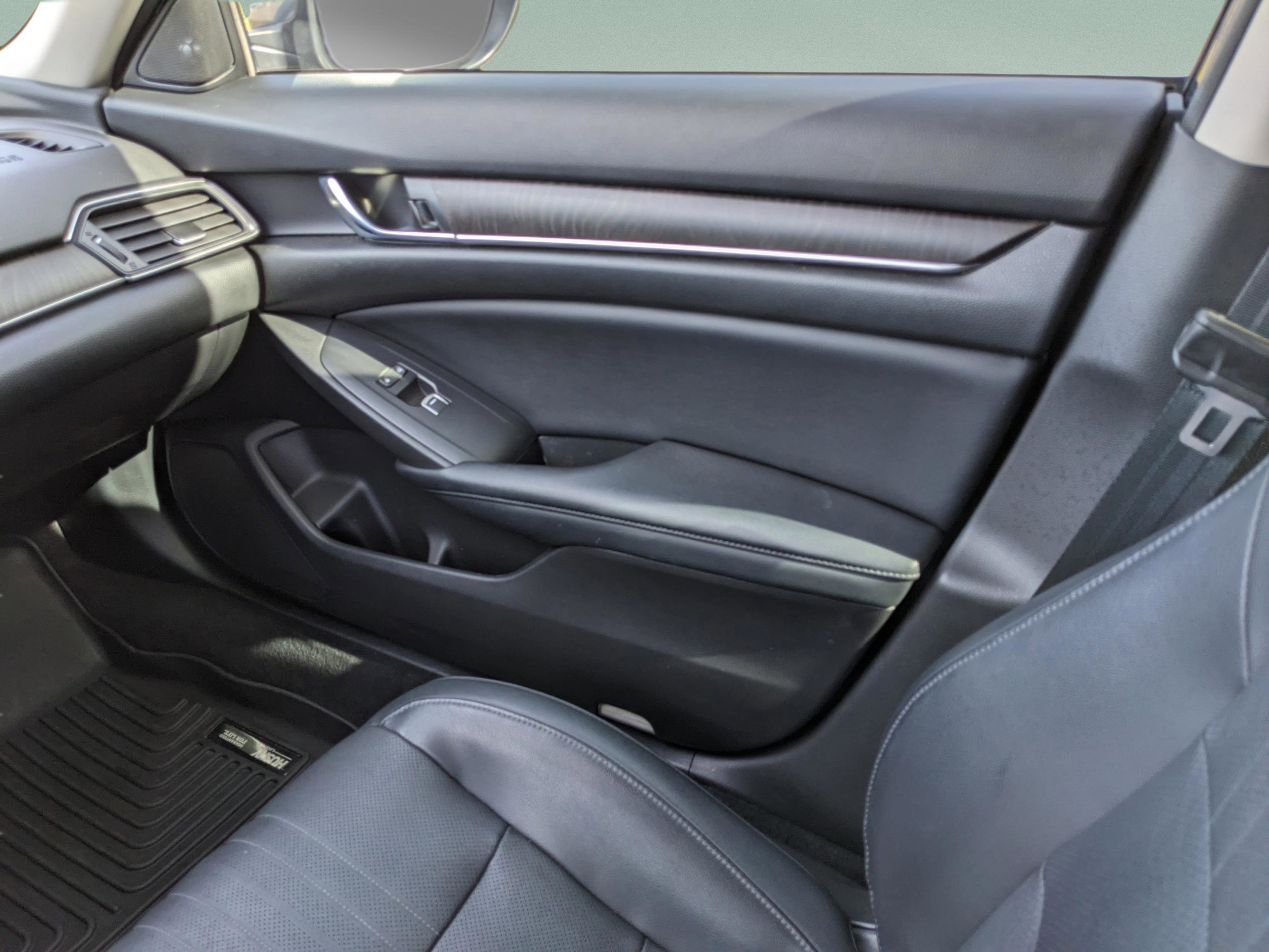 Used 2018 Honda Accord EX-L image 14