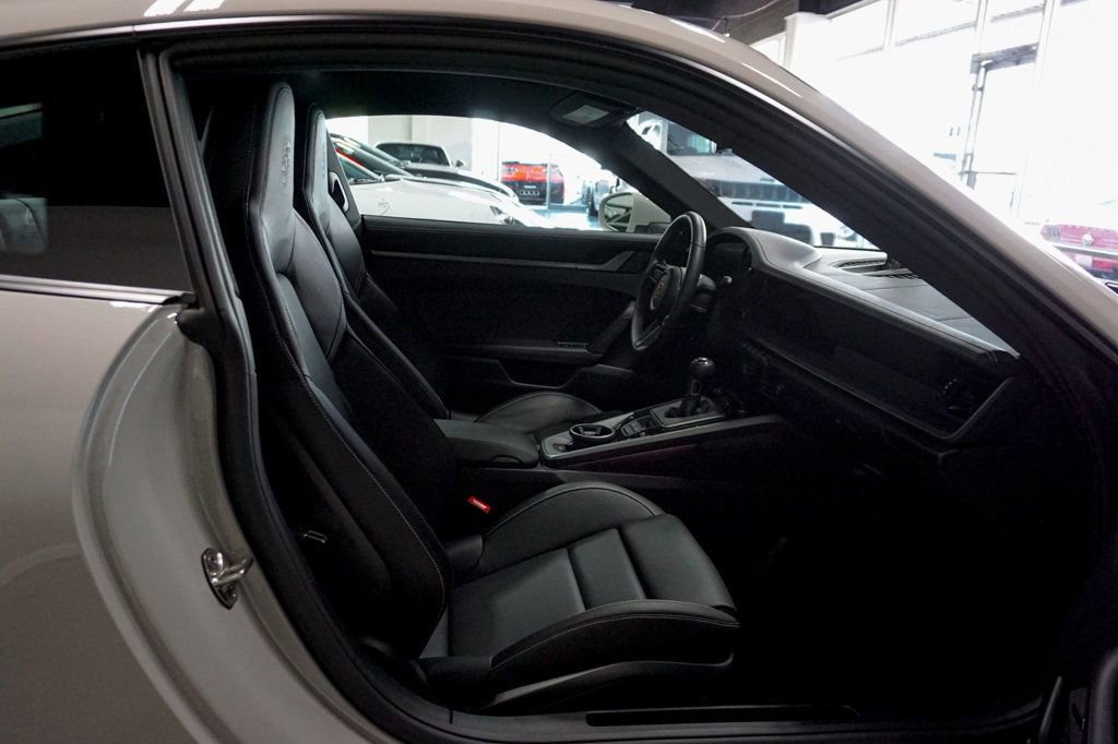 Used 2024 Porsche 911 Coupe image 29