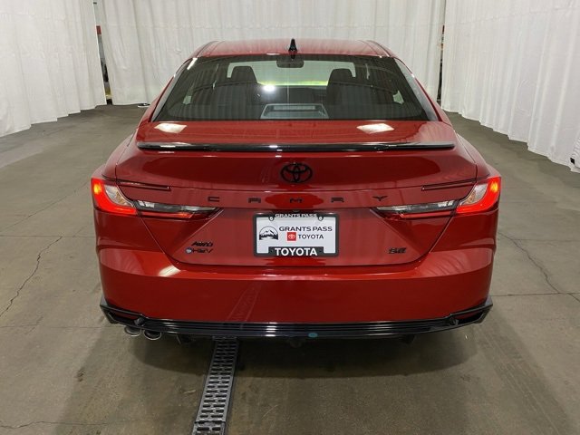 Used 2026 Toyota Camry Hybrid w/ Multimedia Upgrade Package image 5
