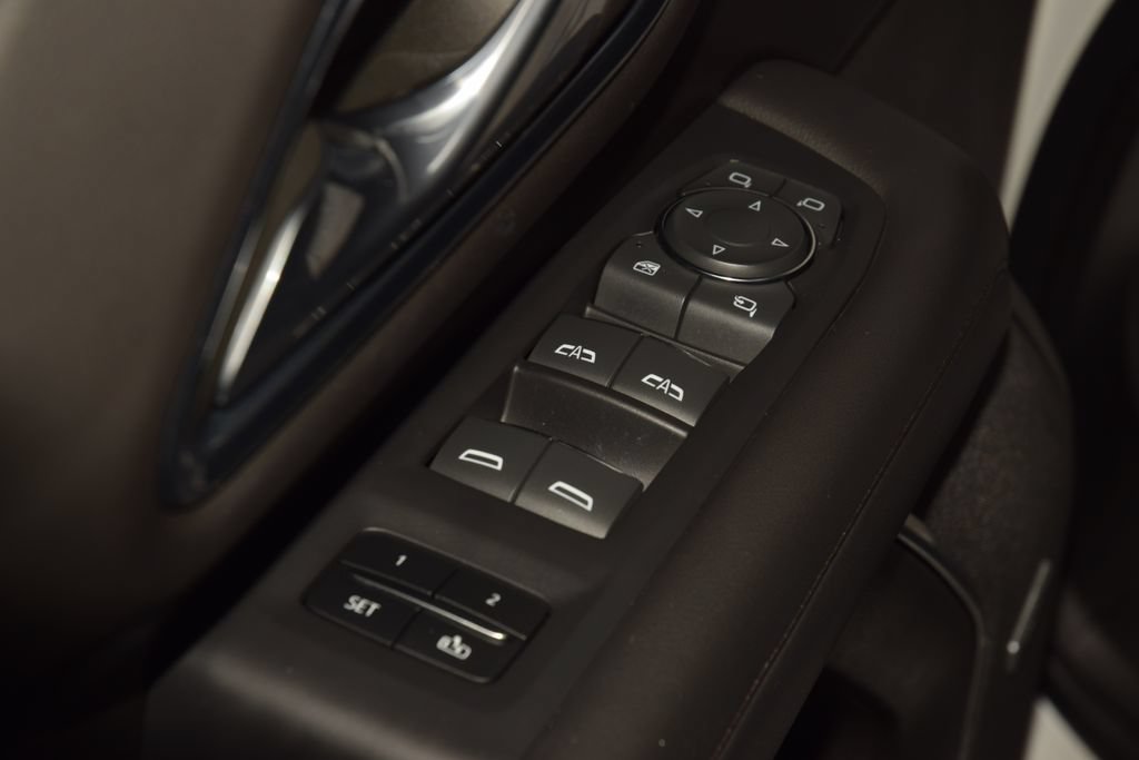 Used 2023 Chevrolet Tahoe High Country AWD/4WD image 48