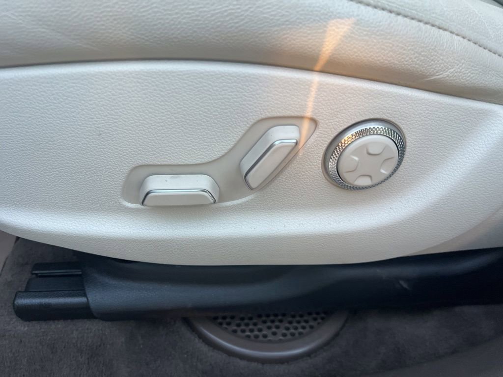 Used 2023 Genesis GV80 3.5T AWD/4WD image 35