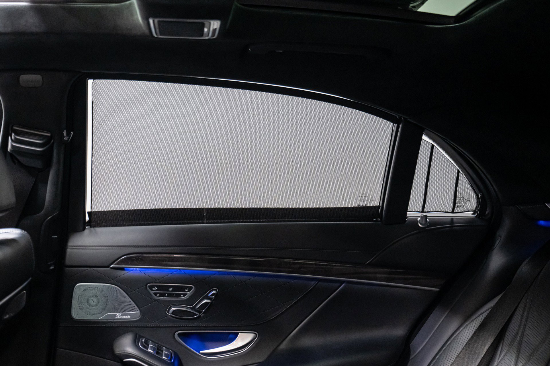 Used 2015 Mercedes-Benz S 63 AMG 4MATIC Sedan w/ Driver Assistance Package image 37