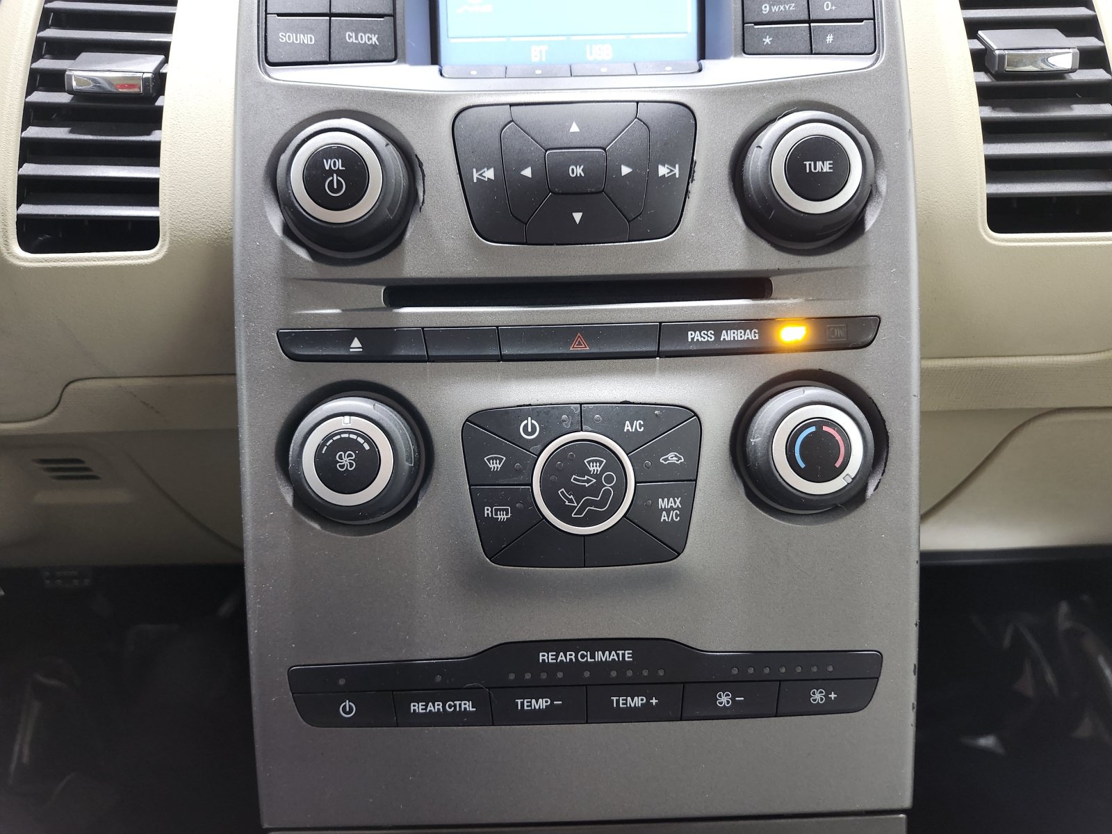 Used 2019 Ford Flex SE FWD image 30