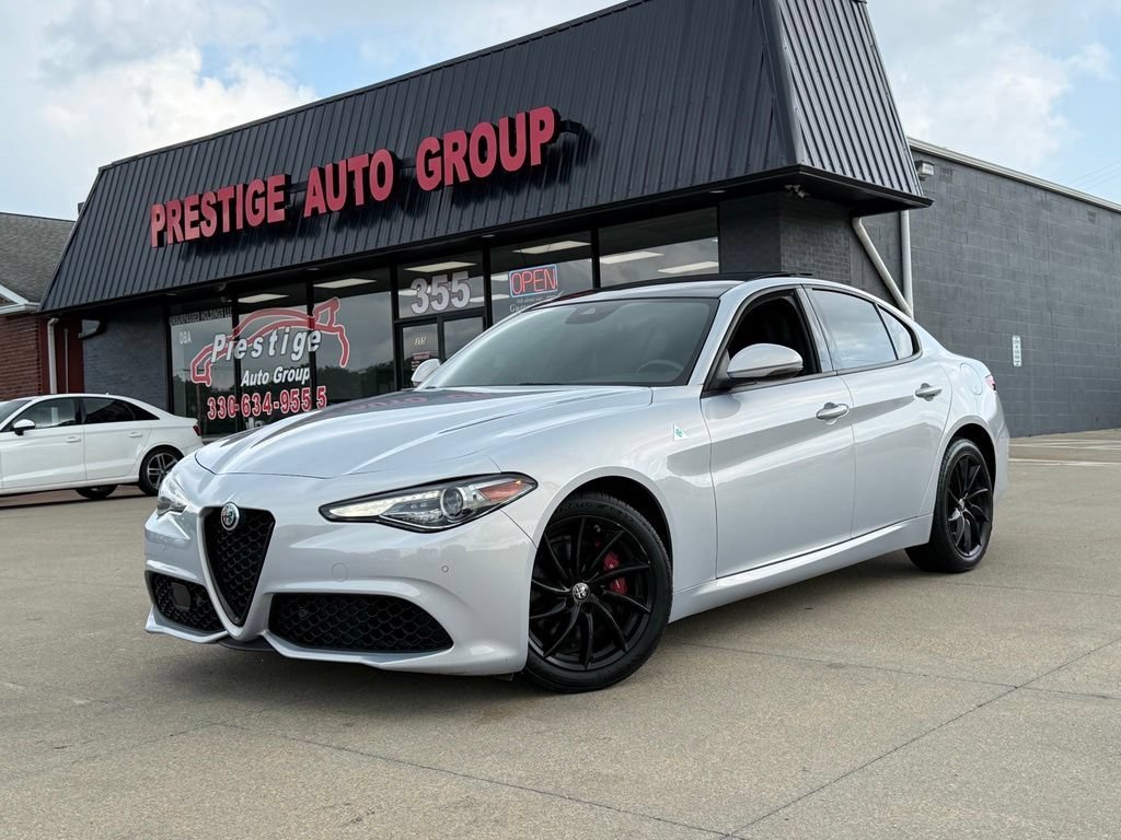 Used 2022 Alfa Romeo Giulia Sprint AWD/4WD image 22