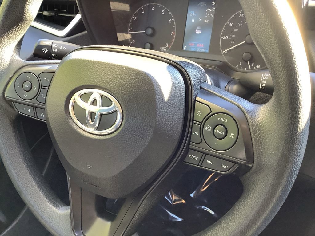 Used 2024 Toyota Corolla LE image 20