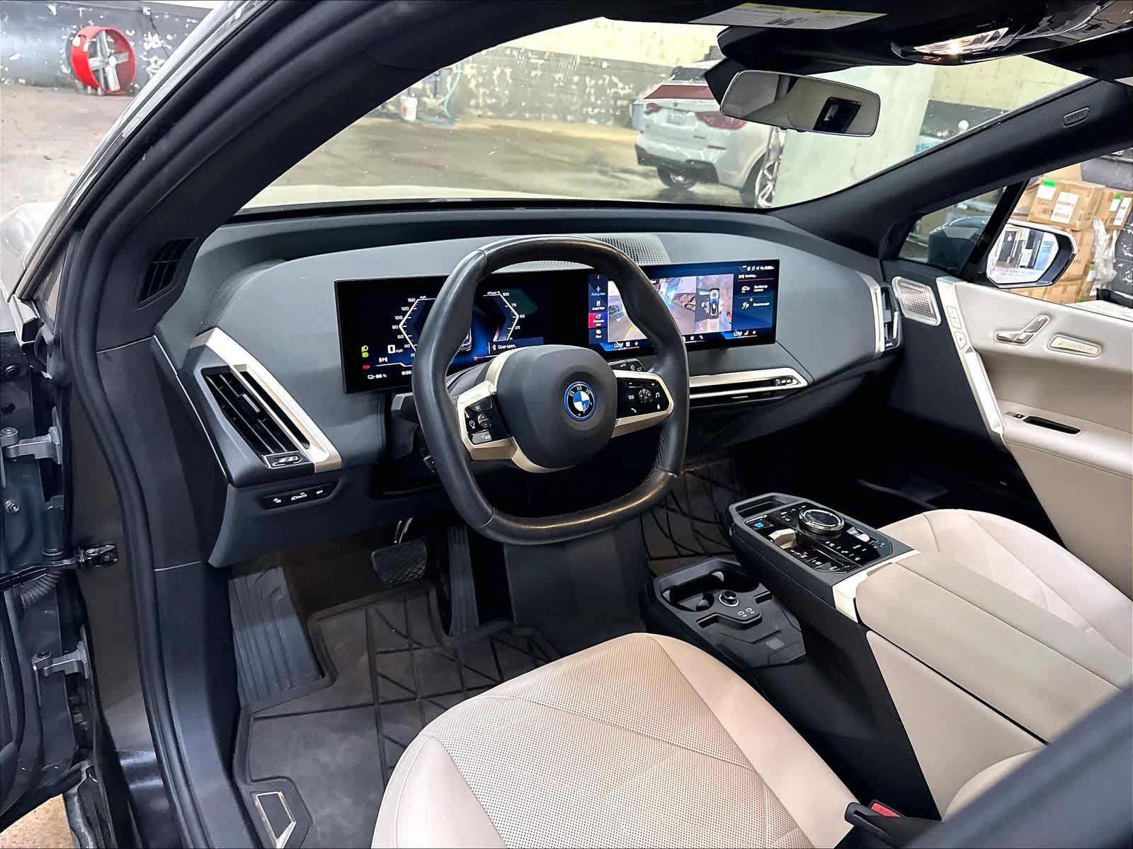 Used 2024 BMW iX M60 AWD/4WD image 16