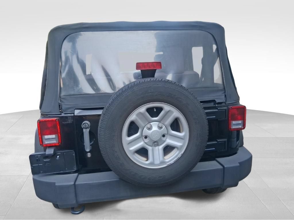 Used 2013 Jeep Wrangler Sport AWD/4WD image 12