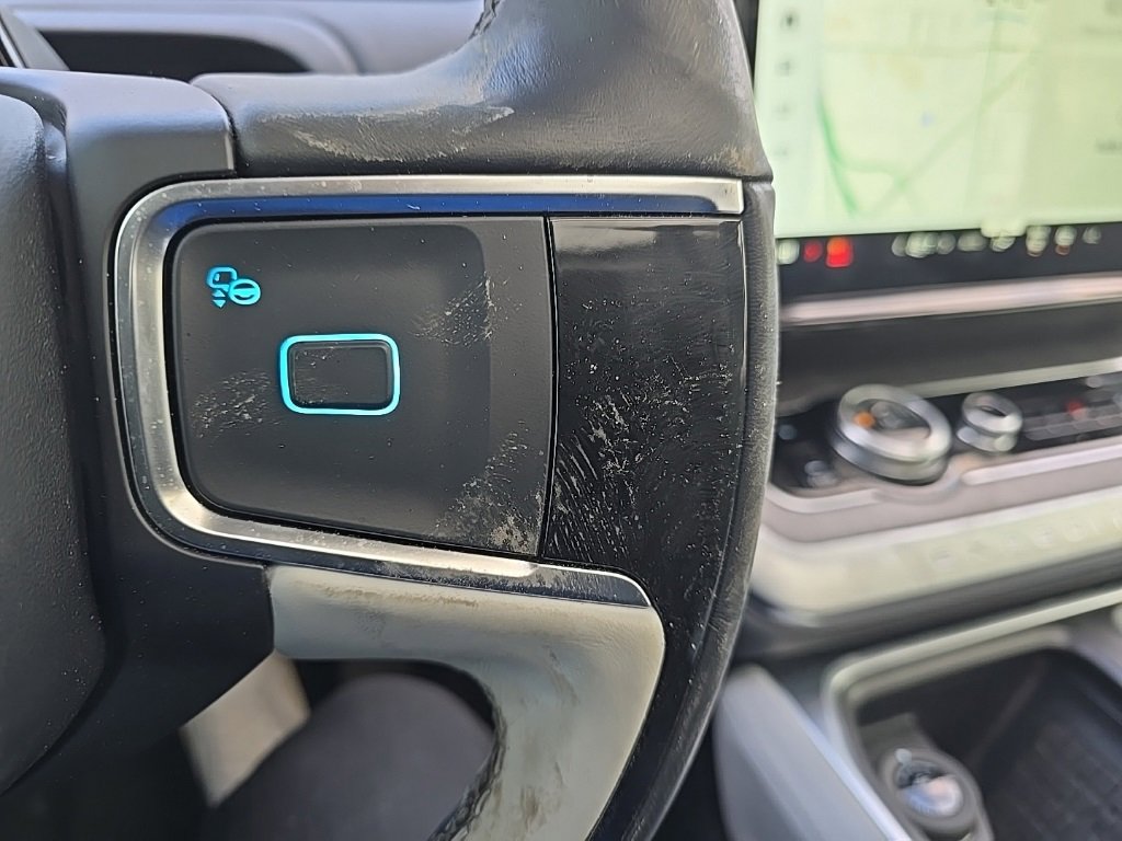 Used 2025 Ford Expedition Platinum w/ Platinum Ultimate Package image 19