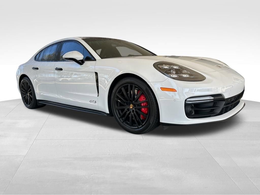Used 2020 Porsche Panamera GTS image 2