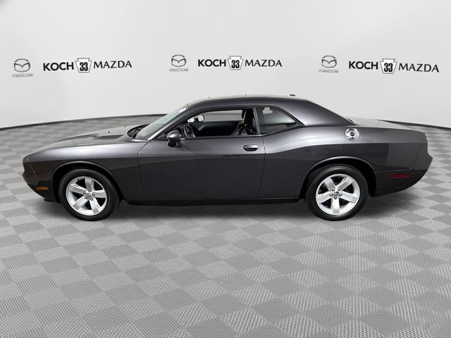Used 2014 Dodge Challenger SXT Plus RWD image 4