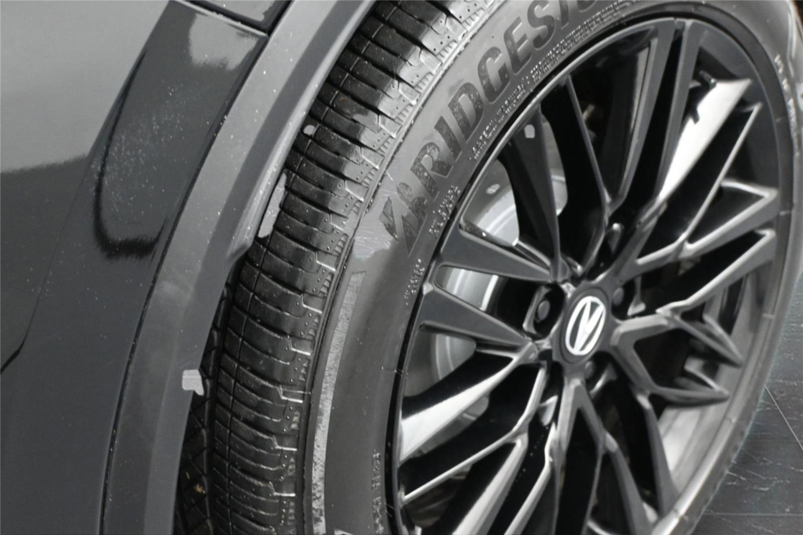 Used 2025 Acura MDX A-Spec AWD/4WD image 16