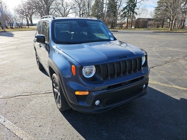 Used 2023 Jeep Renegade Altitude image 8