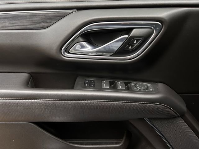 Used 2021 GMC Yukon XL SLT w/ SLT Premium Package image 25