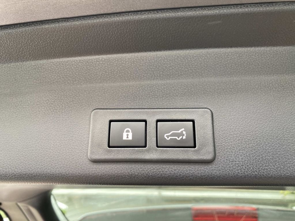 Certified 2023 Subaru Ascent Onyx Edition Limited AWD/4WD image 7