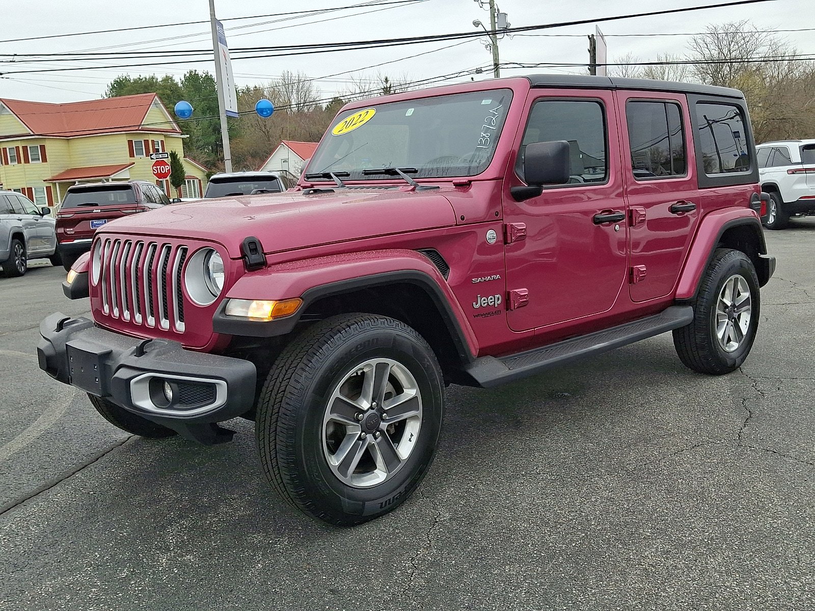 Used 2022 Jeep Wrangler Unlimited Sahara w/ Cold Weather Group image 3