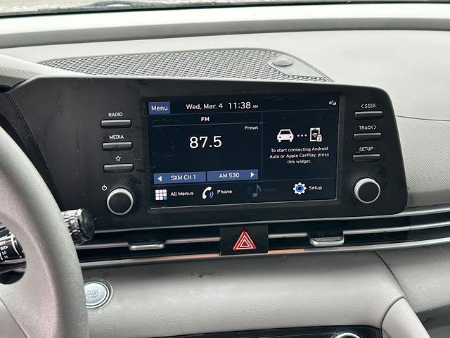 Used 2023 Hyundai Elantra SEL image 25