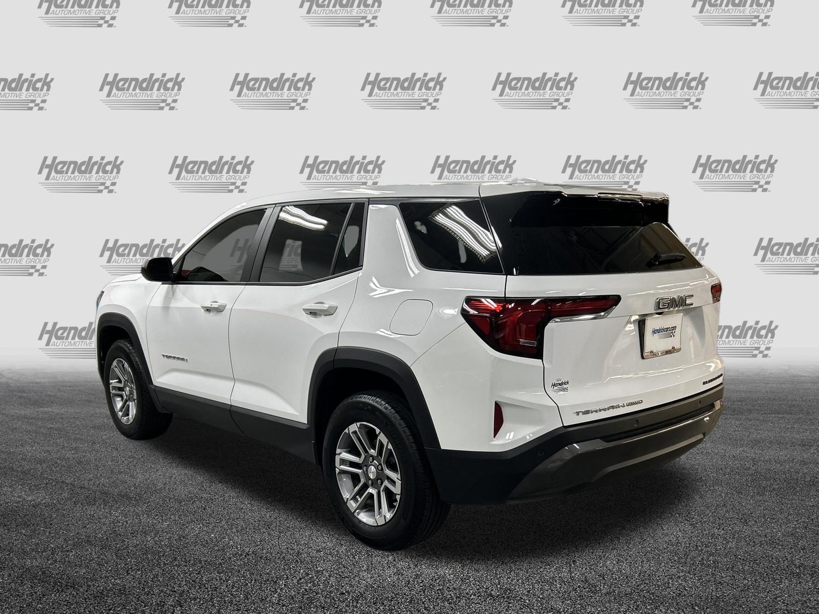 Used 2025 GMC Terrain Elevation AWD/4WD image 8