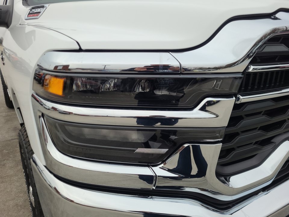 New 2026 RAM 2500 Big Horn AWD/4WD image 24