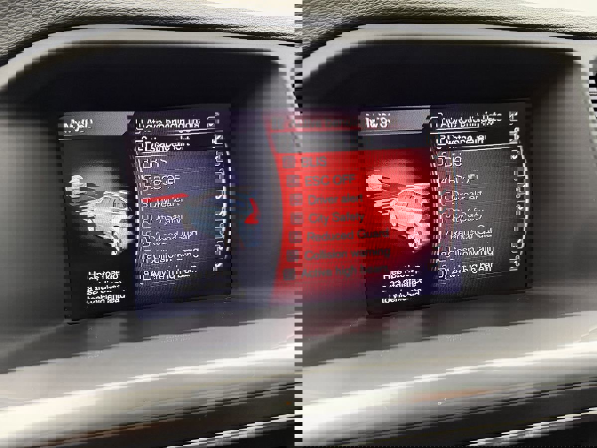 Used 2018 Volvo V60 T6 Polestar image 26