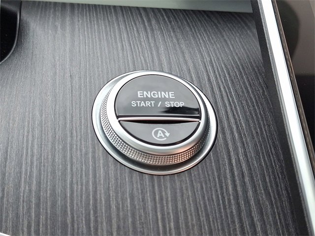 Certified 2025 Mercedes-Benz C 300 4MATIC Sedan image 23