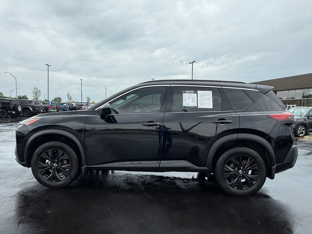 Used 2023 Nissan Rogue SV w/ SV Premium B Package FWD image 8