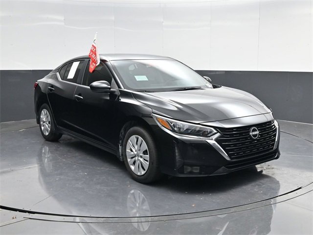 Used 2025 Nissan Sentra S image 1