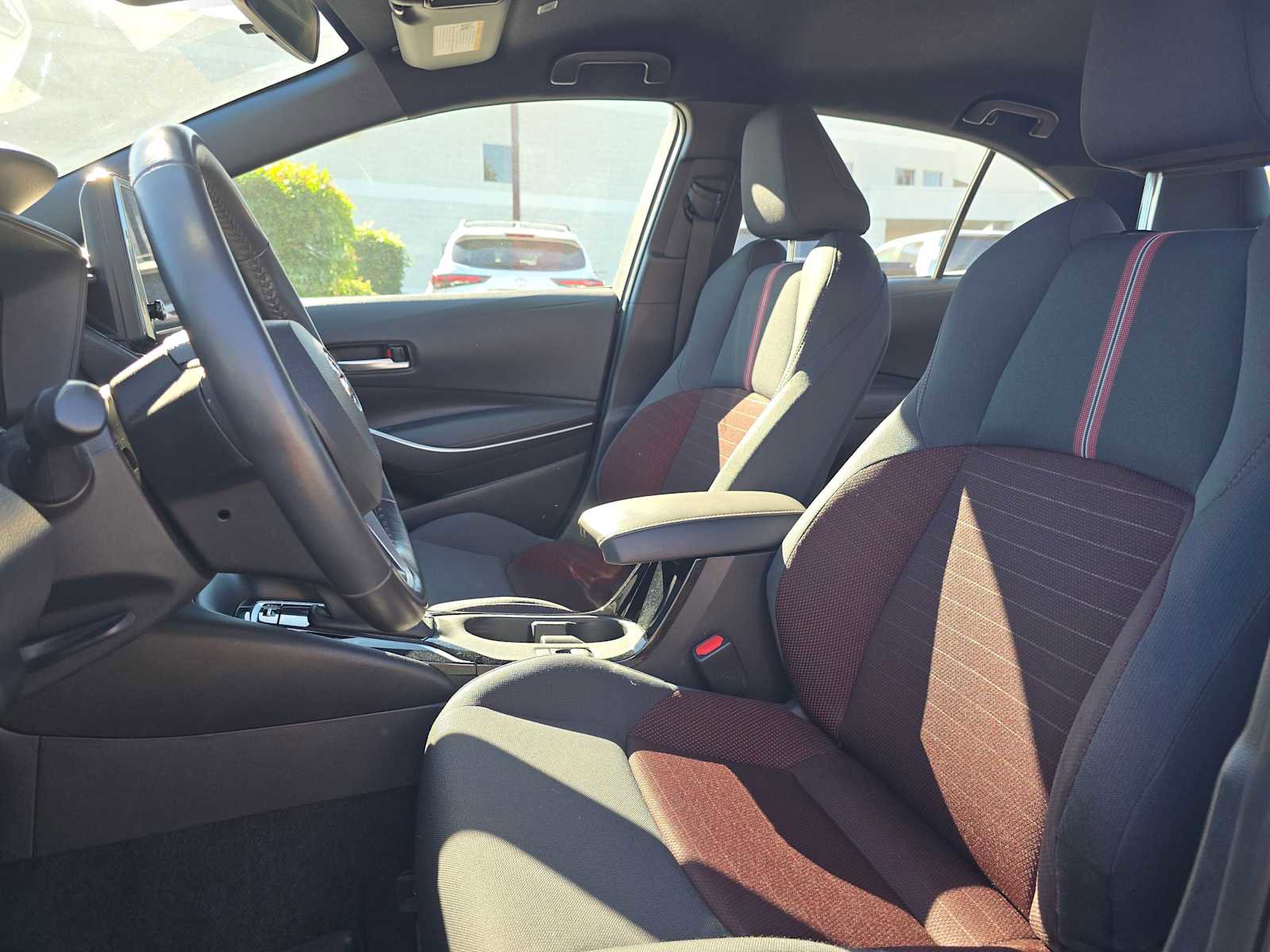 Certified 2024 Toyota Corolla SE image 23