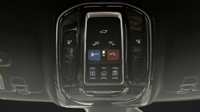 Used 2024 Jeep Grand Cherokee Overland image 16