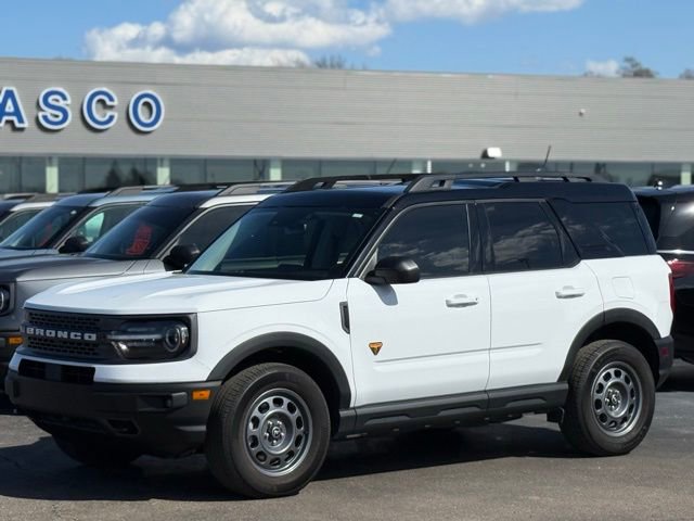 Certified 2022 Ford Bronco Sport Badlands w/ Premium Package AWD/4WD image 29