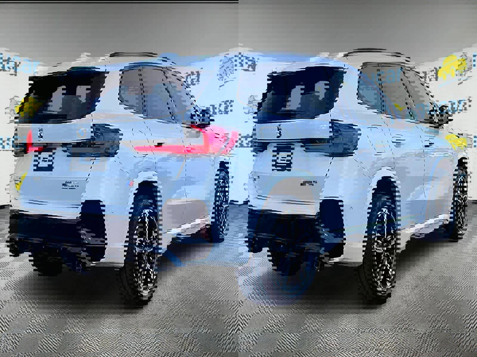 Used 2024 BMW X1 M35i w/ Premium Package image 6