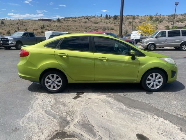 Used 2013 Ford Fiesta SE FWD image 8