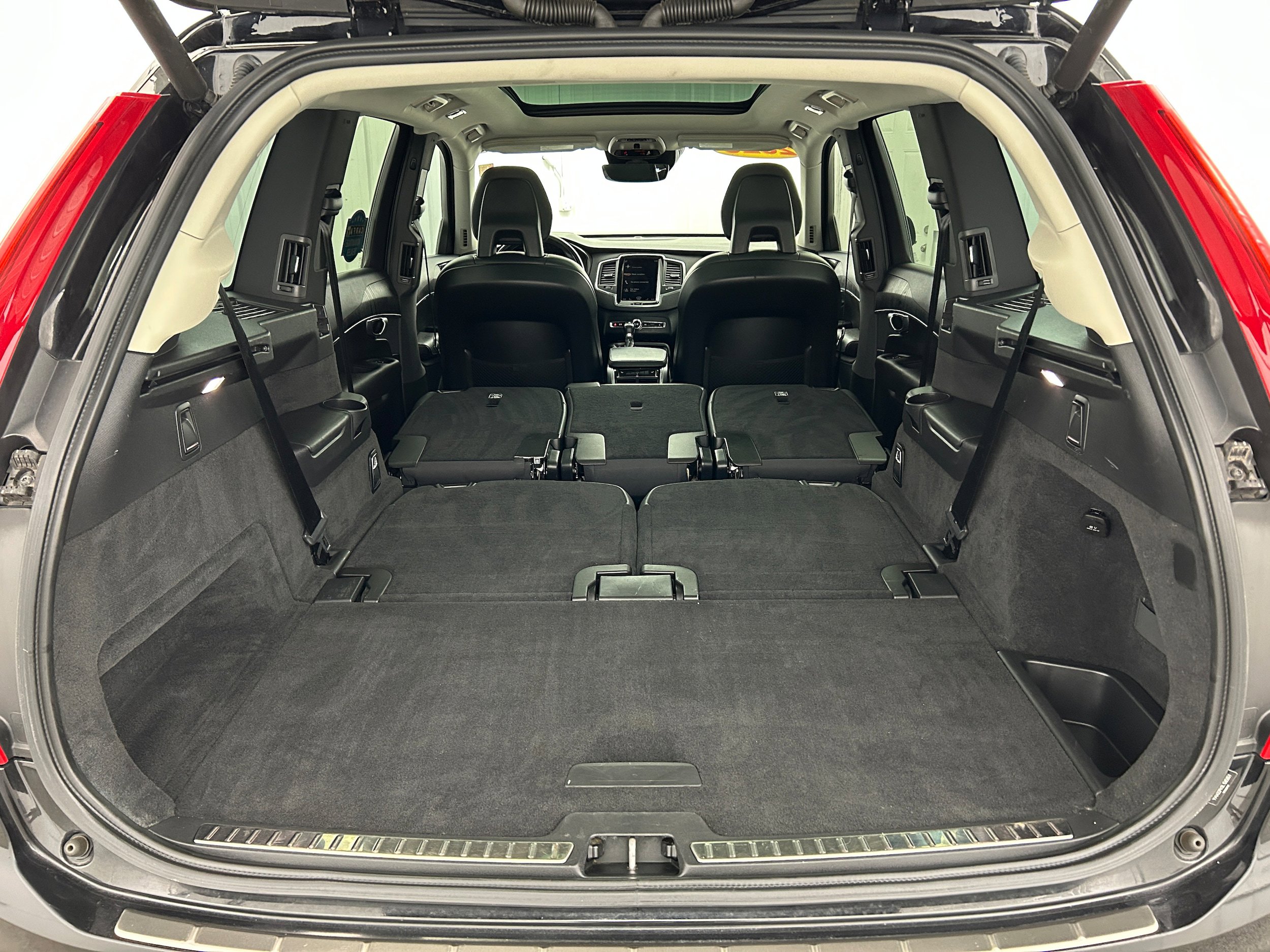 Used 2020 Volvo XC90 T6 Momentum AWD/4WD image 35