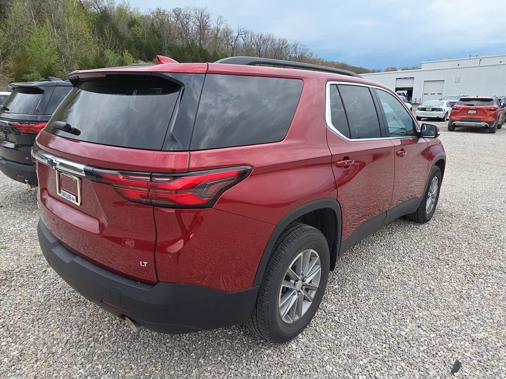 Used 2023 Chevrolet Traverse LT image 6