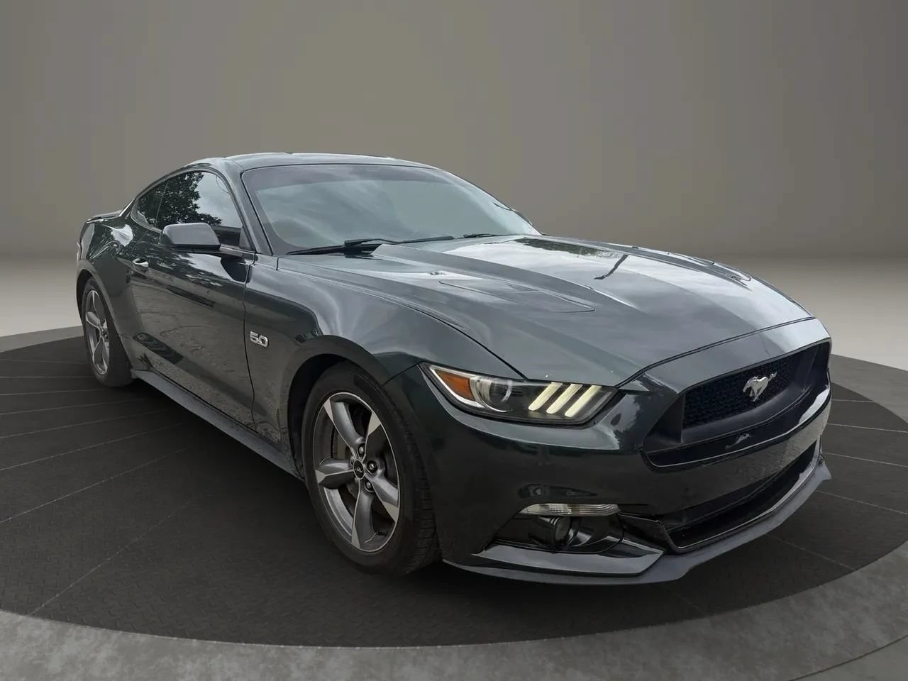 Used 2016 Ford Mustang GT RWD image 7