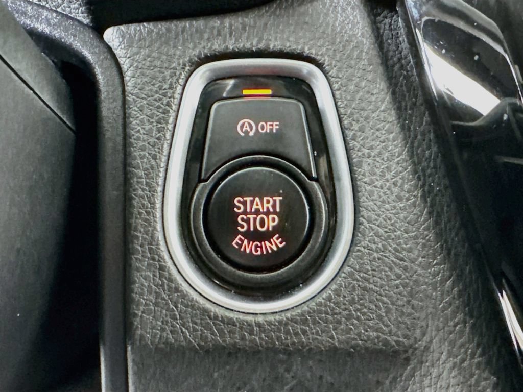Used 2018 BMW M3 RWD image 39