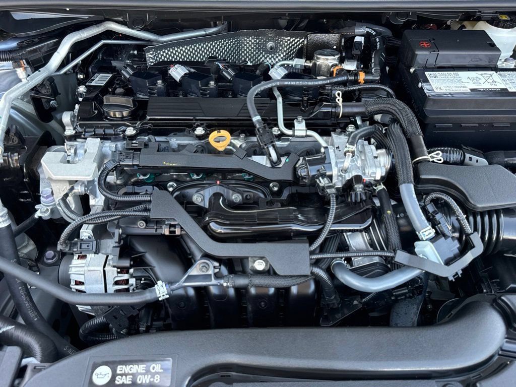 Certified 2025 Toyota Corolla SE w/ SE Premium Package FWD image 31