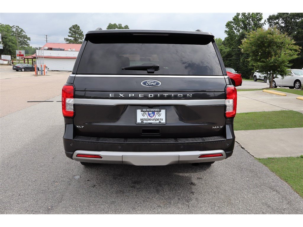 Used 2022 Ford Expedition Max XLT AWD/4WD image 4