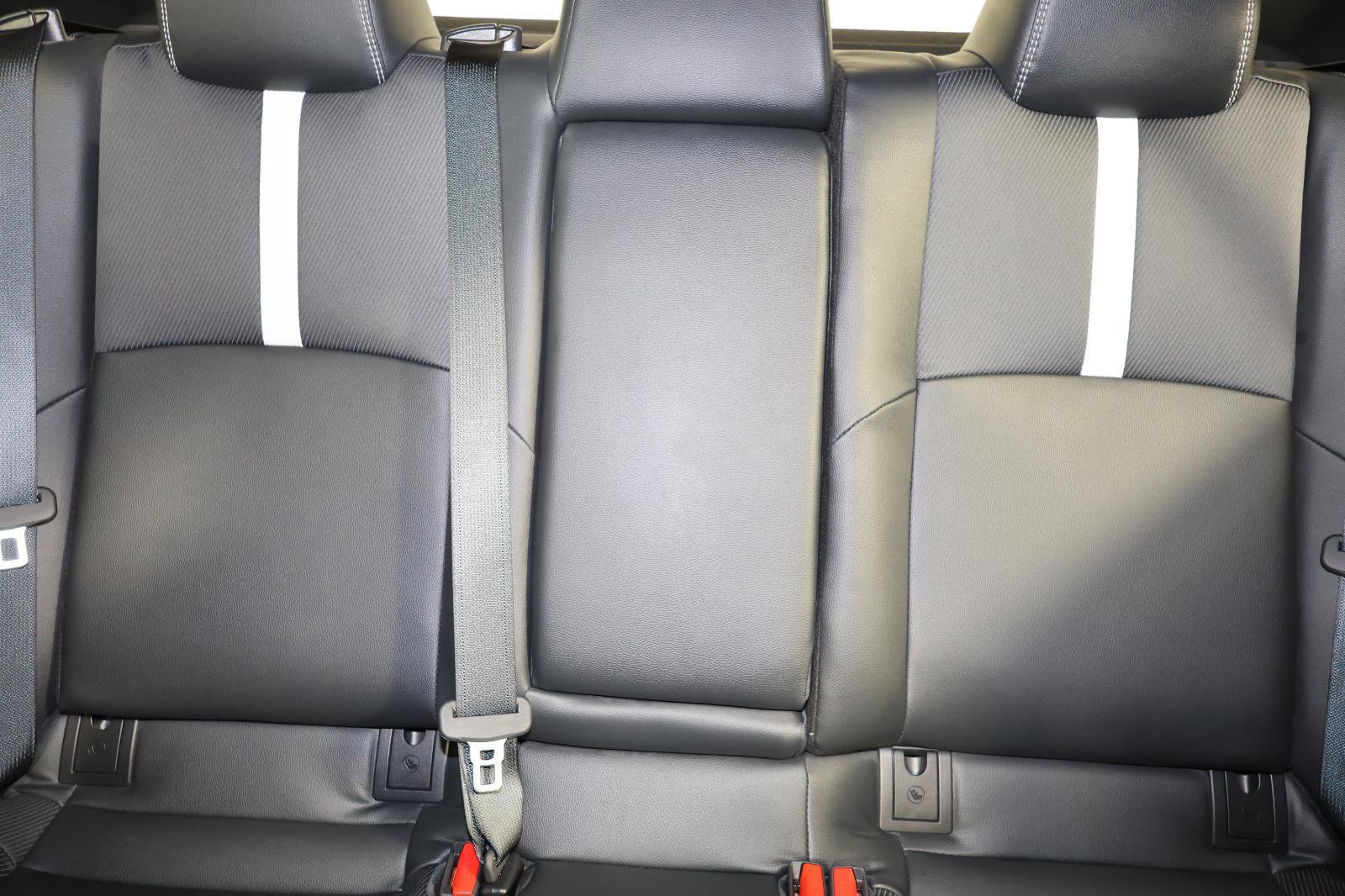 Used 2025 Toyota Camry SE FWD image 13