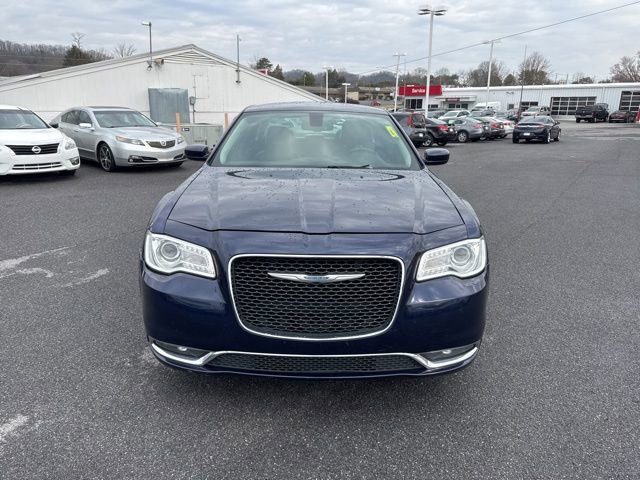Used 2016 Chrysler 300 Limited w/ Driver Convenience Group image 3
