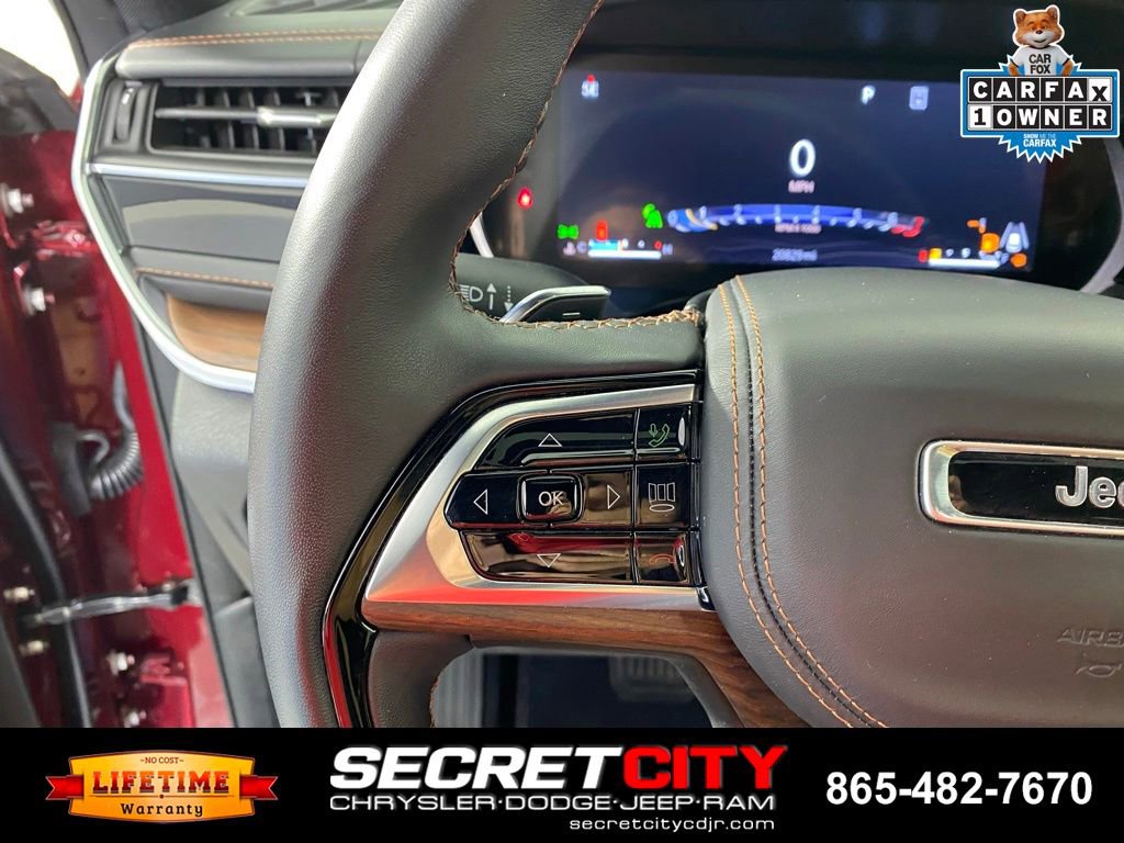 Used 2025 Jeep Grand Cherokee Summit w/ Adv Protech Group IV AWD/4WD image 15