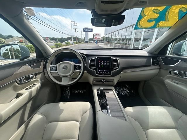 Certified 2023 Volvo XC90 B6 Plus AWD/4WD image 16