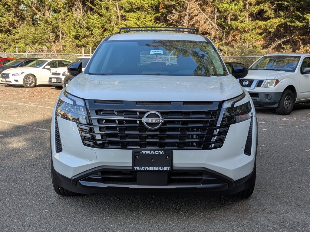 New 2026 Nissan Pathfinder SV FWD image 3