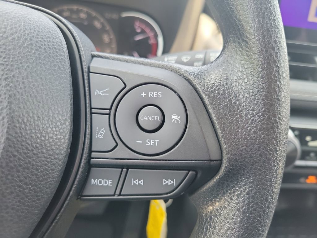 Used 2023 Toyota RAV4 LE FWD image 26