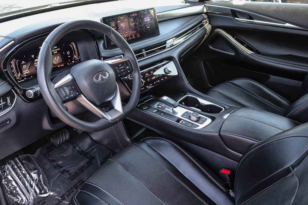 Certified 2023 INFINITI QX60 Luxe w/ Cargo Package FWD image 16