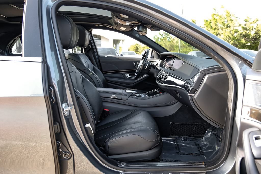 Used 2016 Mercedes-Benz S 550 Sedan image 29