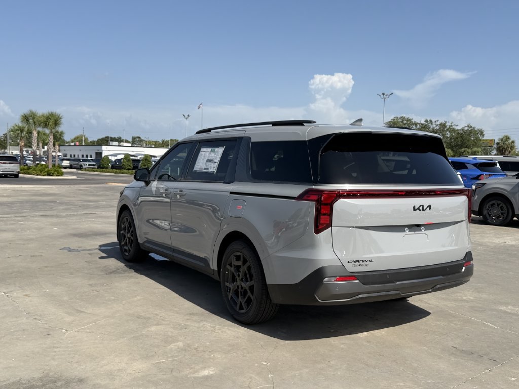 New 2026 Kia Carnival SX w/ SX Dark Edition Package FWD image 6