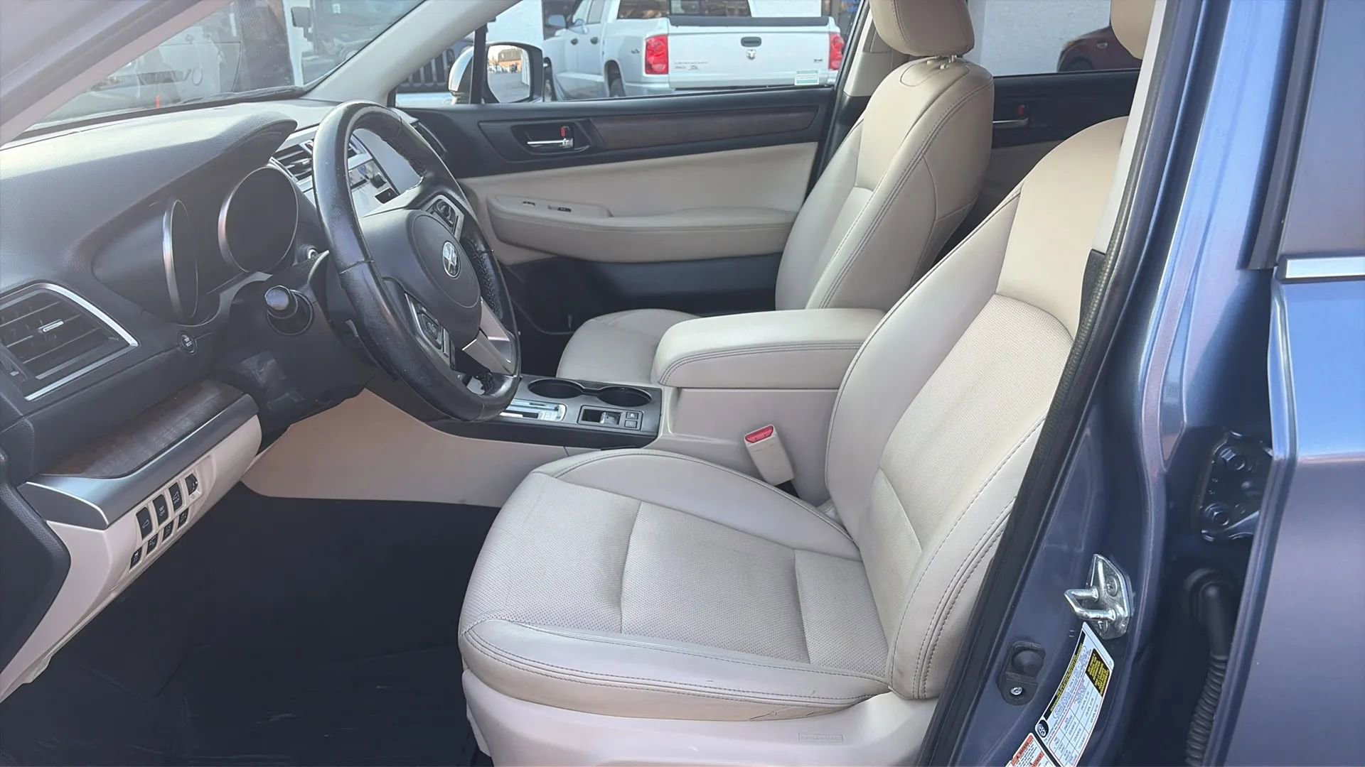 Used 2015 Subaru Outback 2.5i Limited image 28