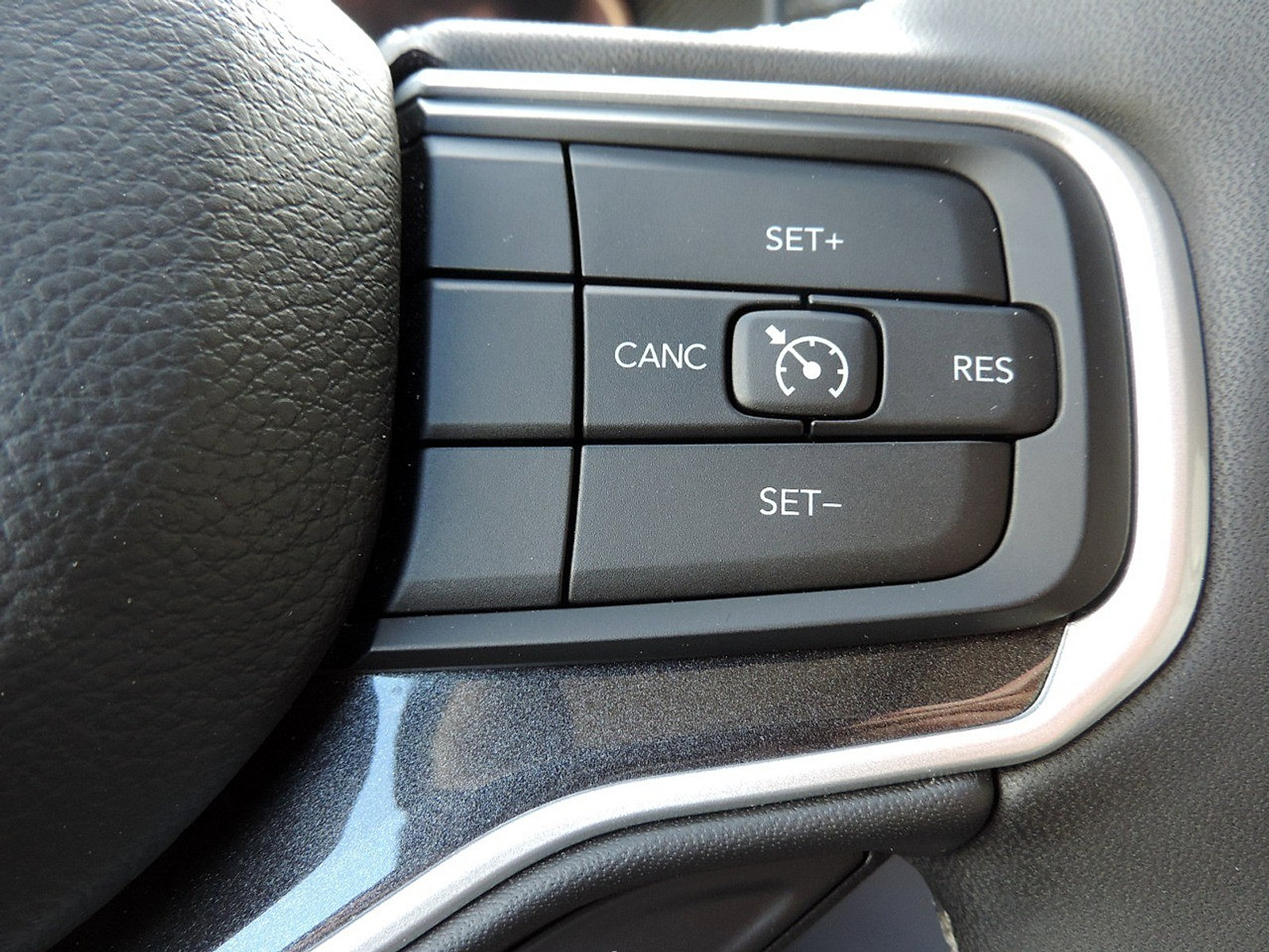 Used 2022 Jeep Wagoneer Series I w/ Premium Group I RWD image 25