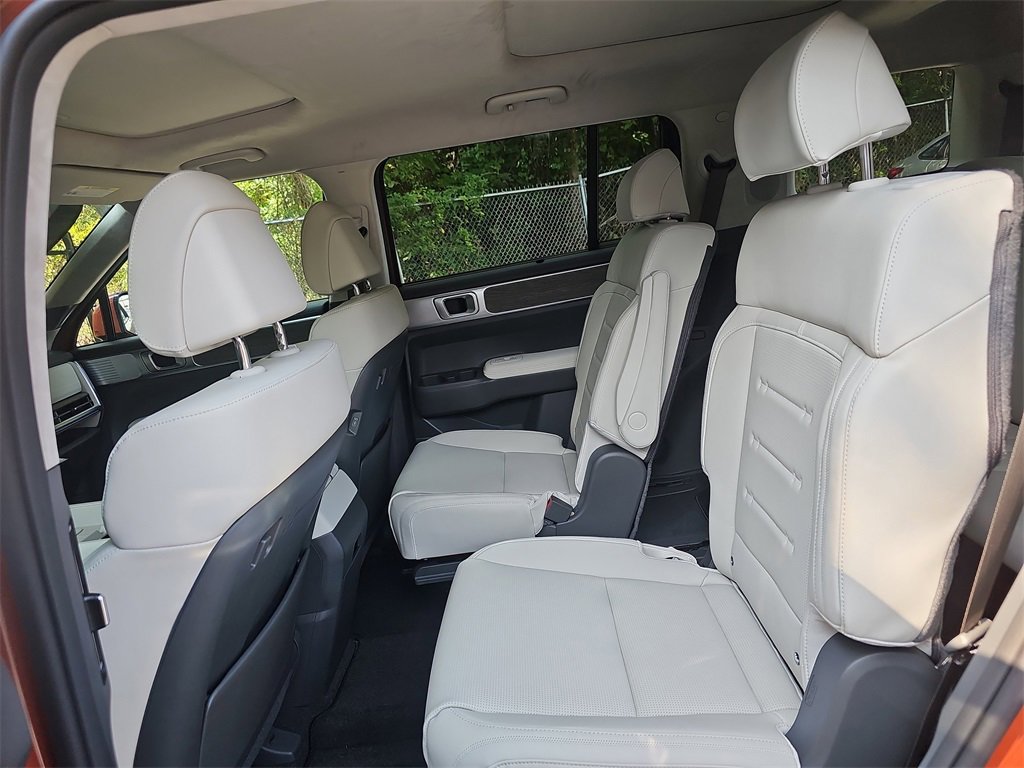 New 2025 Hyundai Santa Fe Calligraphy image 16