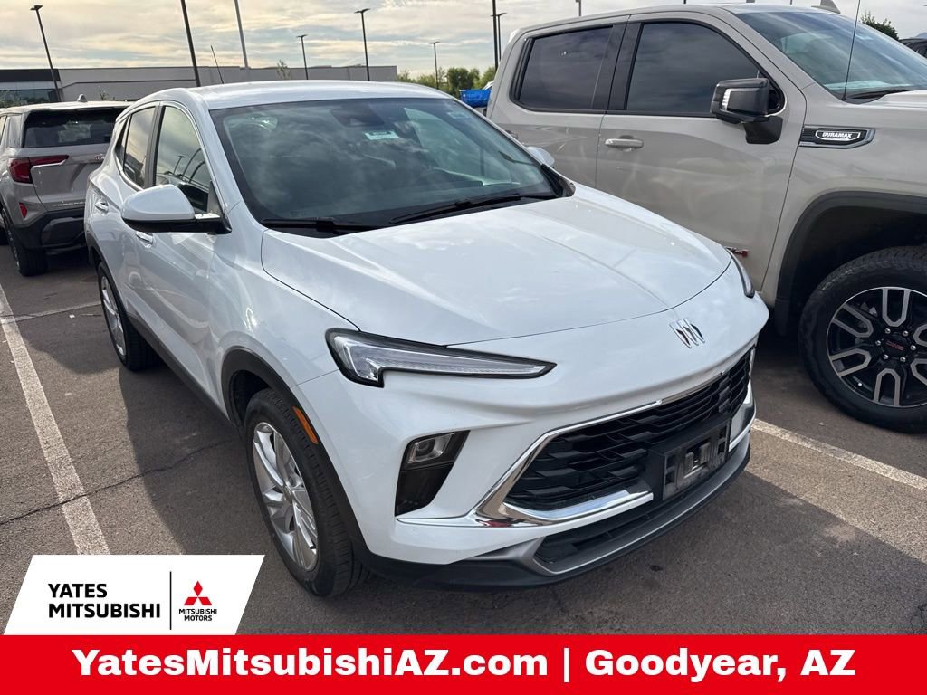 Used 2025 Buick Encore GX Preferred image 2